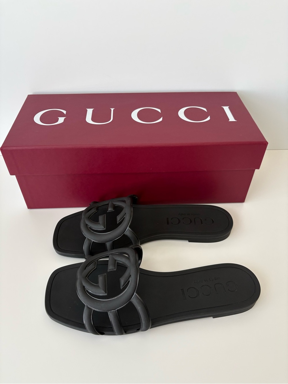 Size 35 Gucci Black Interlocking G Rubber Slide Sandals